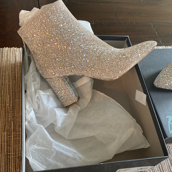 Betsey Johnson Cady Rhinestone Bootie Silver 8.0-8.5 NWT Zara - Picture 8 of 15